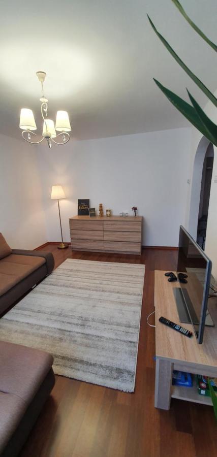 Apartament Chaplins 3 Camere Πιάτρα Νέαμτς Εξωτερικό φωτογραφία