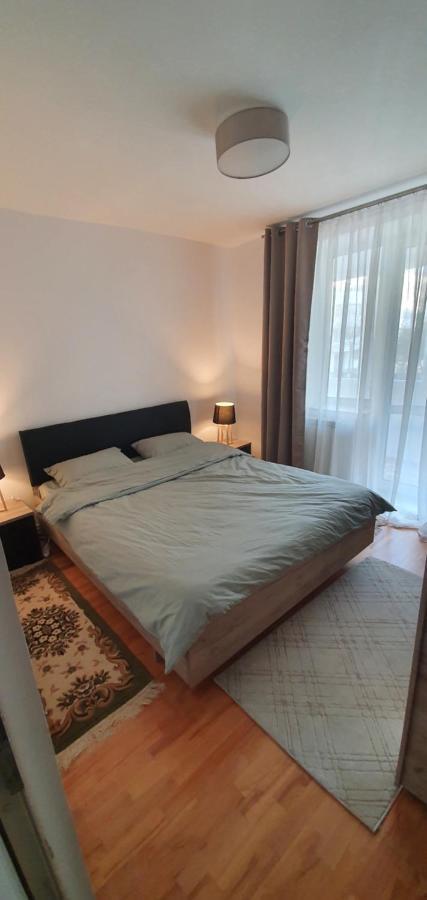 Apartament Chaplins 3 Camere Πιάτρα Νέαμτς Εξωτερικό φωτογραφία