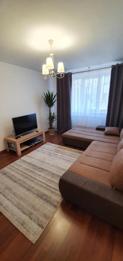 Apartament Chaplins 3 Camere Πιάτρα Νέαμτς Εξωτερικό φωτογραφία